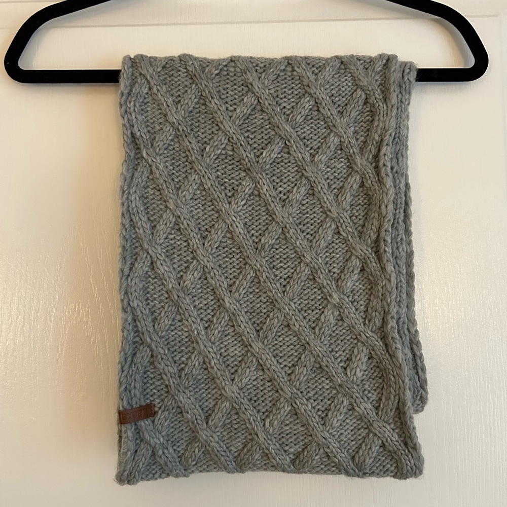 Laska Gray Cable Knit Infinity Scarf